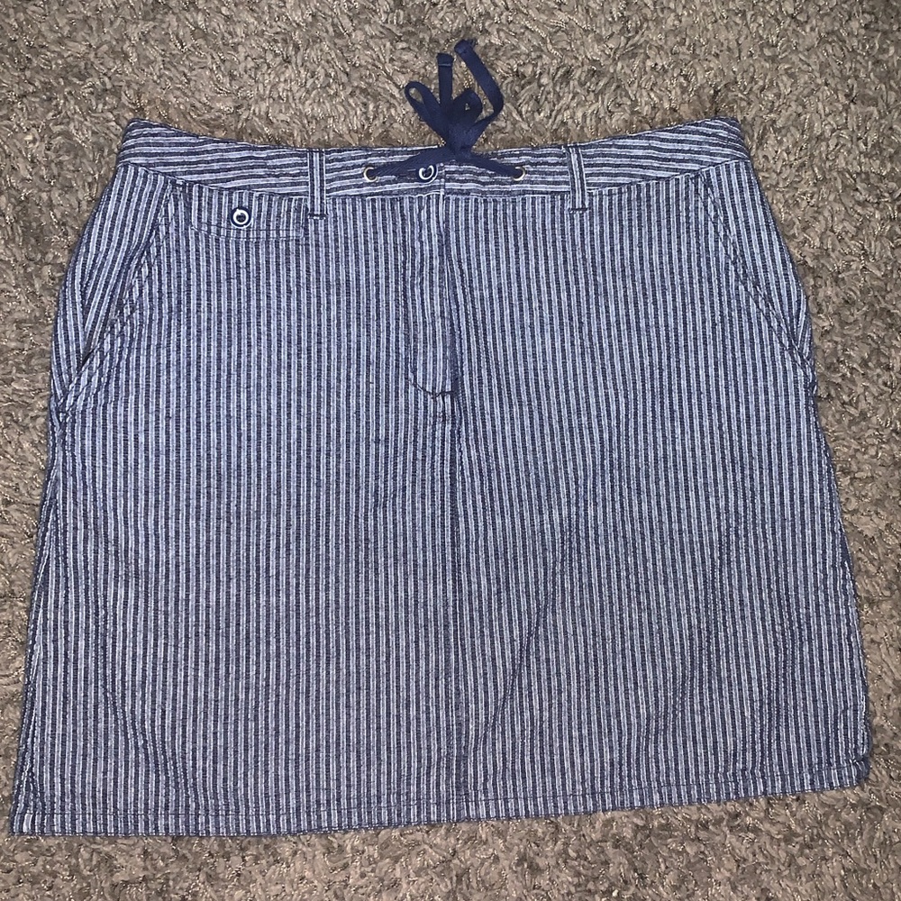 Karen Scott Blue/White Striped Skirt